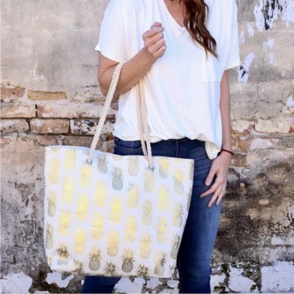Caroline Hill Handbags - NWT Cream And Gold Foil Pineapple Tote Bag With Rope Handles